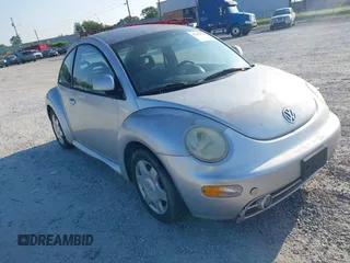 1998 Volkswagen Beetle с VIN 3VWBB61C3WM017876, выставлен на аукционе IAAI как лот 42418170 с пробегом Не указан миль и . История ставок и продаж доступна на DreamBid. Изображение 1.