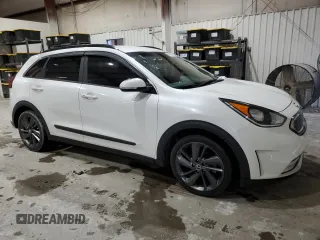 2017 Kia Niro EX with VIN KNDCC3LC0H5055039, listed as a Copart auction lot 51943185 with 115,571 mi miles and Clean Title. Bid and sale history available at carsss.com. Image 4.