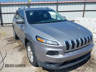 2017 Jeep Cherokee Latitude z VIN 1C4PJLCB7HW661141, wystawiony jako IAAI lot #42035895 z przebiegiem 126 220 mil mil oraz . Historia ofert i sprzedaży dostępna na DreamBid. Obrazek 1.