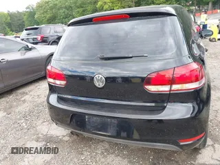 2012 Volkswagen Golf с VIN WVWBB7AJ7CW229618, выставлен на аукционе IAAI как лот 42251959 с пробегом 182 673 миль миль и . История ставок и продаж доступна на DreamBid. Изображение 16.