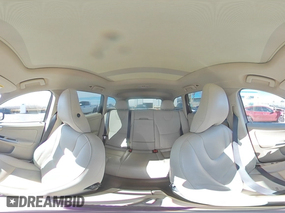 2015 Volvo XC60 T6 Premier Plus с VIN YV4902RC1F2580093, выставлен на аукционе Copart как лот 45926185 с пробегом 97 832 миль миль и Списание • Salvage title. История ставок и продаж доступна на DreamBid. Изображение 14.