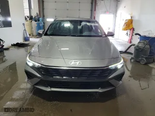 2025 Hyundai Elantra SEL Convenience with VIN KMHLS4DG8SU879017, listed as a Copart auction lot 54154275 with 8,787 mi miles and Non Repairable. Bid and sale history available at carsss.com. Image 5.