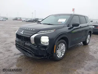 2024 Mitsubishi Outlander ES with VIN JA4J3UA88RZ074065, listed as a IAAI auction lot 41451179 with 3,338 mi miles. Bid and sale history available at carsss.com. Image 17.