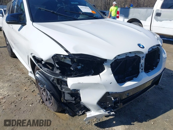 2024 BMW X4 M40i with VIN 5UX43DT00R9W43645, listed as a IAAI auction lot 41578936 with 11,028 mi miles. Bid and sale history available at carsss.com. Image 6.