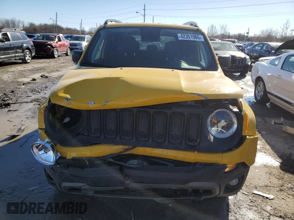2018 Jeep Renegade Sport with VIN ZACCJBAB5JPH67893, listed as a Copart auction lot 42351905 with 44,358 mi miles and Salvage Title. Bid and sale history available at DreamBid. Image 5.