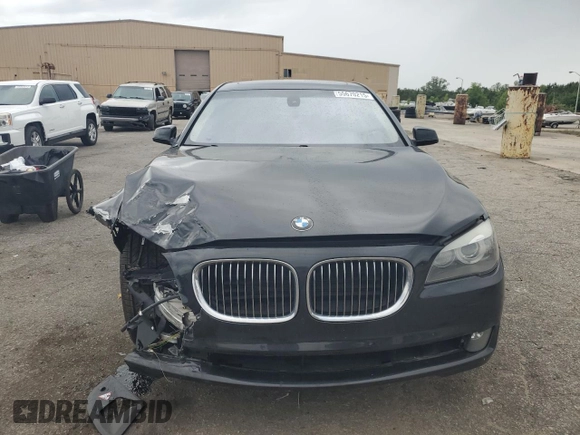 2012 BMW 7 Series 740Li with VIN WBAKB4C59CC576476, listed as a Copart auction lot 55670215 with 100,907 mi miles and Salvage title. Bid and sale history available at DreamBid. Image 5.