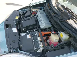 2015 Toyota Prius Four z VIN JTDKN3DU5F1941665, wystawiony jako IAAI lot #42569942 z przebiegiem 82 434 mil mil oraz . Historia ofert i sprzedaży dostępna na DreamBid. Obrazek 20.