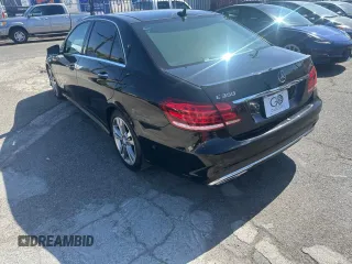 2015 Mercedes-Benz E 350 Sport z VIN WDDHF5KB1FB124388, wystawiony jako Copart lot #57884965 z przebiegiem 140 809 mil mil oraz Czysty tytuł • Clean title. Historia ofert i sprzedaży dostępna na DreamBid. Obrazek 3.