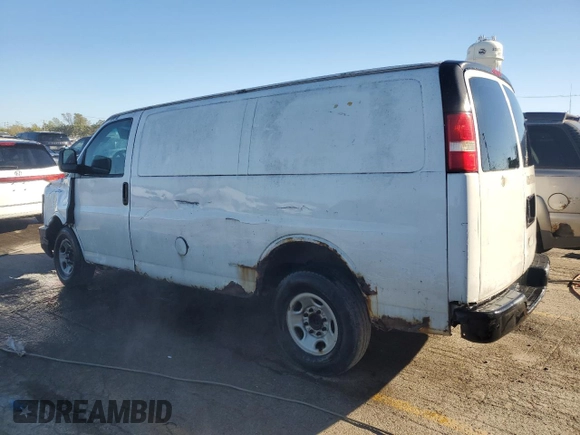 2008 Chevrolet Express Cargo Van with VIN 1GCGG25C681115006, listed as a Copart auction lot 76264604 with 386,126 mi miles and Salvage Title. Bid and sale history available at carsss.com. Image 2.