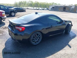 2017 Toyota 86 with VIN JF1ZNAA14H8705909, listed as a IAAI auction lot 42054384 with 48,658 mi miles. Bid and sale history available at carsss.com. Image 4.