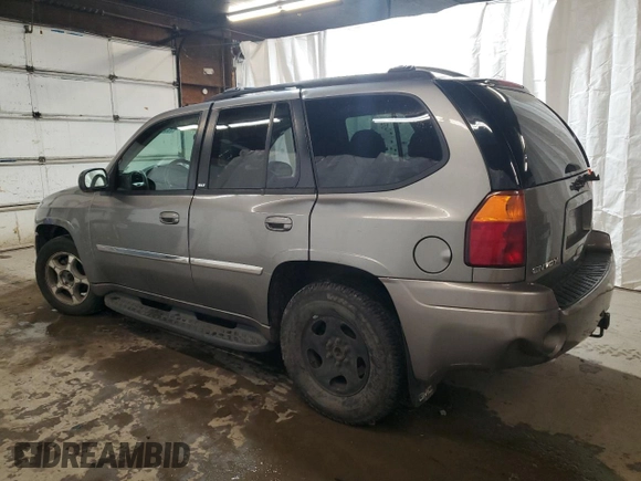 2007 GMC Envoy SLT with VIN 1GKDT13S072260591, listed as a Copart auction lot 70370504 with 200,441 mi miles and Salvage Title. Bid and sale history available at carsss.com. Image 2.