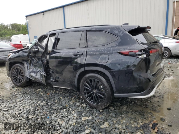 2024 Toyota Highlander LE z VIN 5TDKDRAH5RS536524, wystawiony jako Copart lot #58688105 z przebiegiem Nie podano mil oraz Czysty tytuł • Clean title. Historia ofert i sprzedaży dostępna na DreamBid. Obrazek 2.