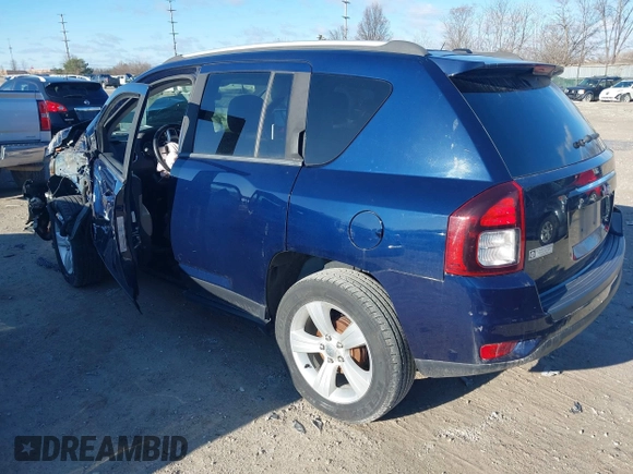 2015 Jeep Compass Latitude with VIN 1C4NJCEB4FD400322, listed as a IAAI auction lot 41802399 with 139,060 mi miles. Bid and sale history available at carsss.com. Image 3.