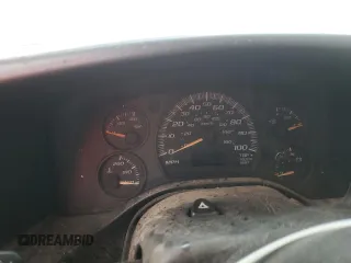 2003 Chevrolet Express Cargo z VIN 1GCHG35UX31215671, wystawiony jako Copart lot #47571675 z przebiegiem Nie podano mil oraz Szkoda całkowita • Salvage title. Historia ofert i sprzedaży dostępna na DreamBid. Obrazek 9.