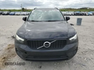 2019 Volvo XC40 Momentum z VIN YV4162XZ1K2009216, wystawiony jako Copart lot #87921575 z przebiegiem 46 527 mil mil oraz Nie do naprawy • Non repairable. Historia ofert i sprzedaży dostępna na DreamBid. Obrazek 5.