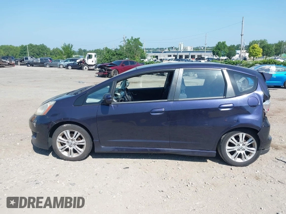 2010 Honda Fit Sport with VIN JHMGE8H42AC008766, listed as a IAAI auction lot 42579084 with Not provided miles and . Bid and sale history available at DreamBid. Image 13.