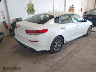 2019 Kia Optima S with VIN 5XXGT4L38KG334846, listed as a IAAI auction lot 41796164 with 36,233 mi miles. Bid and sale history available at carsss.com. Image 4.
