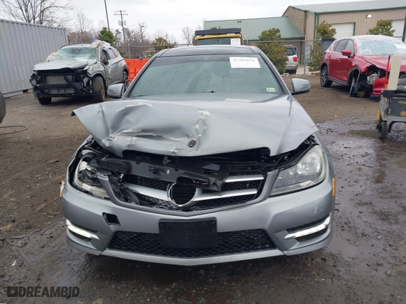 2013 Mercedes-Benz C-Class C 250 with VIN WDDGJ4HB0DG063367, listed as a IAAI auction lot 41705674 with 149,422 mi miles. Bid and sale history available at carsss.com. Image 12.