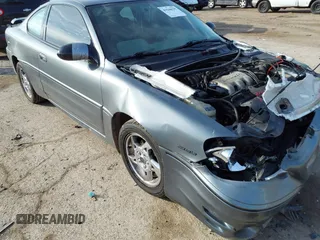 2005 Pontiac Grand Am GT with VIN 1G2NW12E65M156857, listed as a IAAI auction lot 41548935 with 199,420 mi miles. Bid and sale history available at carsss.com. Image 6.