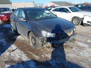 2014 Chevrolet Cruze LS z VIN 1G1PA5SG4E7129160, wystawiony jako IAAI lot #41422662 z przebiegiem 155 036 mil mil oraz . Historia ofert i sprzedaży dostępna na DreamBid. Obrazek 1.