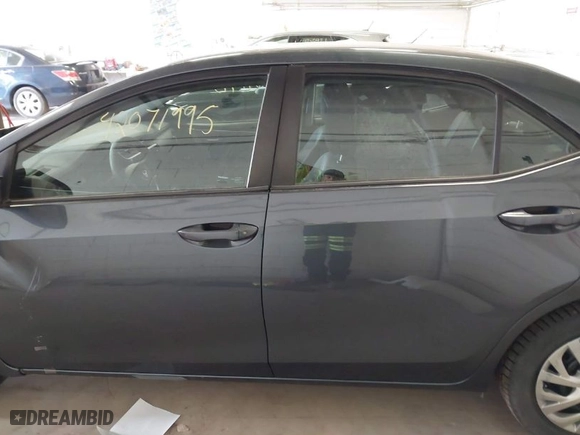 2019 Toyota Corolla L with VIN 2T1BURHE5KC211768, listed as a IAAI auction lot 42071995 with 1 mi miles. Bid and sale history available at carsss.com. Image 15.