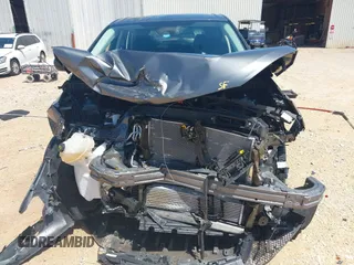 2024 Ford Edge SE z VIN 2FMPK4G99RBB18608, wystawiony jako IAAI lot #42430244 z przebiegiem Nie podano mil oraz . Historia ofert i sprzedaży dostępna na DreamBid. Obrazek 12.