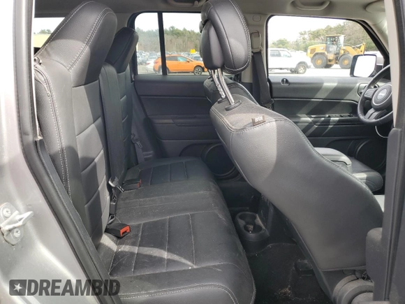 2015 Jeep Patriot High Altitude with VIN 1C4NJRFB0FD303636, listed as a Copart auction lot 48742845 with 125,420 mi miles and Salvage Title. Bid and sale history available at carsss.com. Image 11.