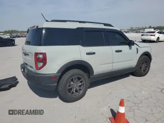 2022 Ford Bronco Sport Big Bend z VIN 3FMCR9B64NRE04995, wystawiony jako Copart lot #53064825 z przebiegiem 32 739 mil mil oraz Czysty tytuł • Clean title. Historia ofert i sprzedaży dostępna na DreamBid. Obrazek 3.