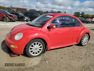 2004 Volkswagen New Beetle Coupe GLS with VIN 3VWCR31CX4M409068, listed as a Copart auction lot 76234984 with 247,316 mi miles and Salvage Title. Bid and sale history available at carsss.com. Image 1.