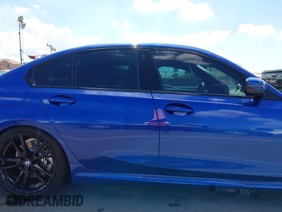 2020 BMW 3 Series 330i с VIN 3MW5R1J07L8B39937, выставлен на аукционе IAAI как лот 42407215 с пробегом 54 611 миль миль и . История ставок и продаж доступна на DreamBid. Изображение 13.