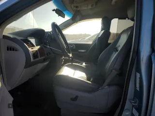 2008 Chrysler Town & Country Touring with VIN 2A8HR54P78R767979, listed as a Copart auction lot 46661925 with 189,197 mi miles and Salvage Title. Bid and sale history available at carsss.com. Image 7.