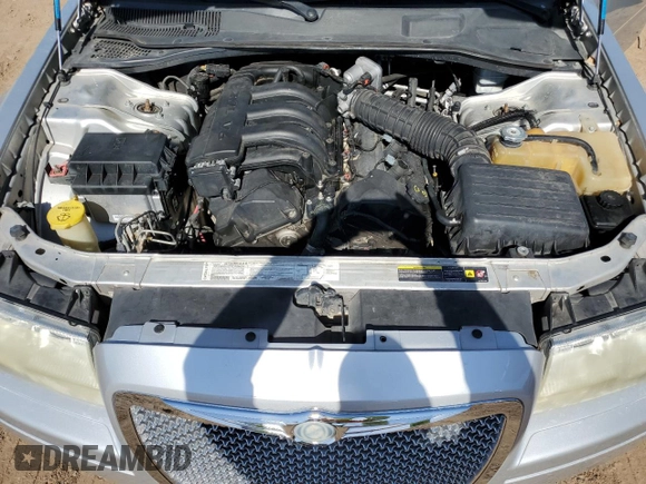 2006 Chrysler 300 with VIN 2C3KA43RX6H317820, listed as a Copart auction lot 58908493 with 152,778 mi miles and Clean Title. Bid and sale history available at DreamBid. Image 11.