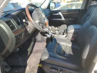 2016 Toyota Land Cruiser z VIN JTMCY7AJ2G4041240, wystawiony jako Copart lot #74304804 z przebiegiem 39 297 mil mil oraz Szkoda całkowita • Salvage title. Historia ofert i sprzedaży dostępna na DreamBid. Obrazek 7.