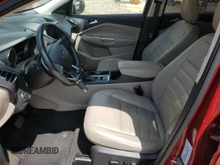 2019 Ford Escape Titanium z VIN 1FMCU0J97KUB20612, wystawiony jako Copart lot #64638415 z przebiegiem 100 102 mil mil oraz Czysty tytuł • Clean title. Historia ofert i sprzedaży dostępna na DreamBid. Obrazek 7.