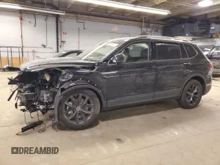 2024 Volkswagen Tiguan SE z VIN 3VVMB7AX3RM176245, wystawiony jako Copart lot #44645805 z przebiegiem 1 661 mil mil oraz Szkoda całkowita • Salvage title. Historia ofert i sprzedaży dostępna na DreamBid. Obrazek 1.