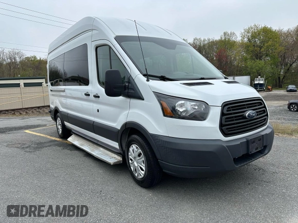 2018 Ford Transit с VIN 1FDZX2XM0JKB25878, выставлен на аукционе Copart как лот 55781625 с пробегом 159 495 миль миль и Чистый • Clean title. История ставок и продаж доступна на DreamBid. Изображение 4.