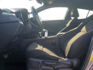 2018 Toyota C-HR XLE z VIN JTNKHMBX5J1000814, wystawiony jako Copart lot #57891045 z przebiegiem 80 466 mil mil oraz Szkody całkowita. Historia ofert i sprzedaży dostępna na DreamBid. Obrazek 7.