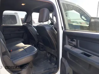 2024 Ram 2500 Tradesman with VIN 3C6UR5HL7RG157723, listed as a IAAI auction lot 41128531 with 56,820 mi miles and . Bid and sale history available at DreamBid. Image 8.