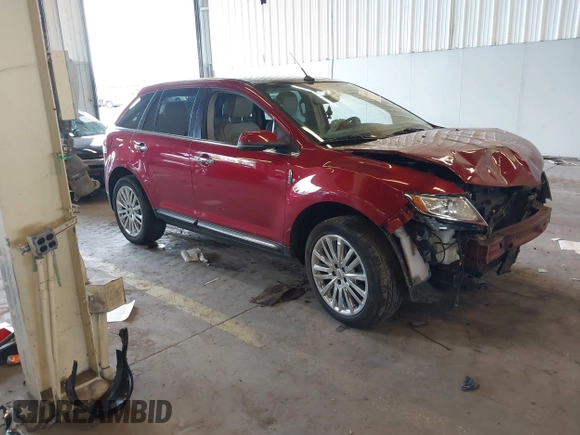 2013 Lincoln MKX with VIN 2LMDJ6JK2DBL05828, listed as a IAAI auction lot 41871126 with 97,094 mi miles. Bid and sale history available at carsss.com. Image 1.