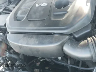 2017 Jeep Grand Cherokee Laredo with VIN 1C4RJEAGXHC685888, listed as a IAAI auction lot 41563643 with 193,997 mi miles and . Bid and sale history available at DreamBid. Image 19.