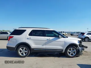 2019 Ford Explorer XLT with VIN 1FM5K7D83KGA27725, listed as a IAAI auction lot 40452438 with 76,913 mi miles and . Bid and sale history available at DreamBid. Image 14.