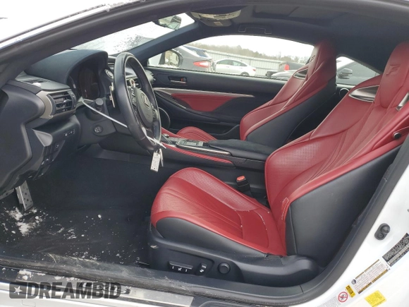 2015 Lexus RC F F z VIN JTHHP5BC9F5002374, wystawiony jako Copart lot #89202015 z przebiegiem 65 995 mil mil oraz Szkoda całkowita • Salvage title. Historia ofert i sprzedaży dostępna na DreamBid. Obrazek 7.