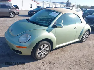 2009 Volkswagen Beetle S with VIN 3VWRF31Y29M410351, listed as a IAAI auction lot 41664817 with 78,878 mi miles and . Bid and sale history available at DreamBid. Image 2.