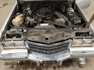 1980 Cadillac Seville z VIN 6S69NAE688845, wystawiony jako Copart lot #78749194 z przebiegiem 66 974 mil mil oraz Tytuł czysty. Historia ofert i sprzedaży dostępna na DreamBid. Obrazek 11.