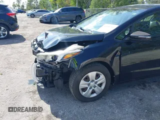 2017 Kia Forte5 LX with VIN KNAFK5A86H5699782, listed as a IAAI auction lot 41996763 with 80,974 mi miles. Bid and sale history available at carsss.com. Image 6.