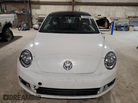 2012 Volkswagen Beetle 2.5L PZEV with VIN 3VWJP7AT3CM610930, listed as a Copart auction lot 79702664 with 0 mi miles and Salvage Title. Bid and sale history available at carsss.com. Image 5.