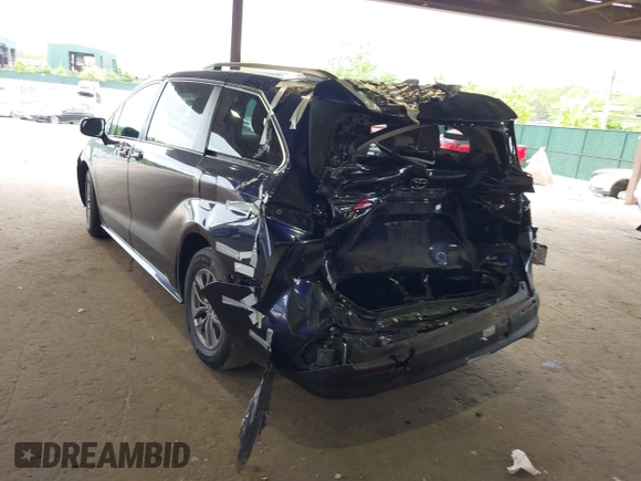 2023 Toyota Sienna LE with VIN 5TDBRKEC5PS175297, listed as a IAAI auction lot 42242777 with 79,123 mi miles and . Bid and sale history available at DreamBid. Image 3.