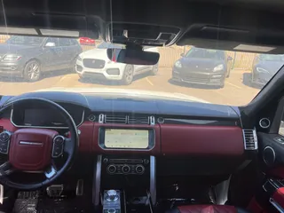 2017 Land Rover Range Rover z VIN SALGW2FE9HA351421, wystawiony jako Copart lot #72602724 z przebiegiem 80 494 mil mil oraz Czysty tytuł • Clean title. Historia ofert i sprzedaży dostępna na DreamBid. Obrazek 9.