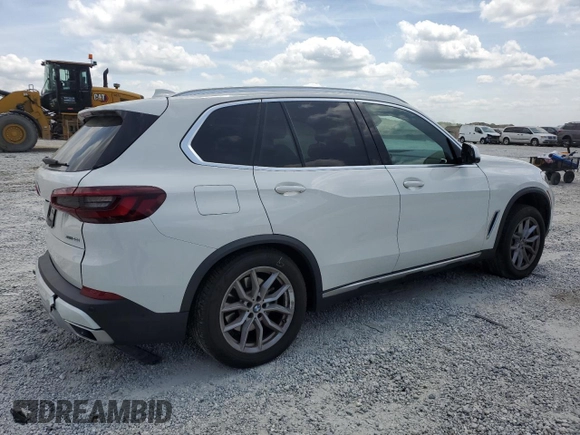 2021 BMW X5 xDrive40i z VIN 5UXCR6C07M9H21128, wystawiony jako Copart lot #54084915 z przebiegiem 26 966 mil mil oraz Szkody całkowita. Historia ofert i sprzedaży dostępna na DreamBid. Obrazek 3.