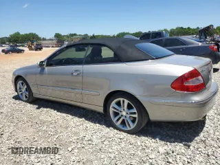 2008 Mercedes-Benz CLK 350 z VIN WDBTK56FX8T092386, wystawiony jako Copart lot #57283715 z przebiegiem 126 696 mil mil oraz Szkoda całkowita • Salvage title. Historia ofert i sprzedaży dostępna na DreamBid. Obrazek 2.